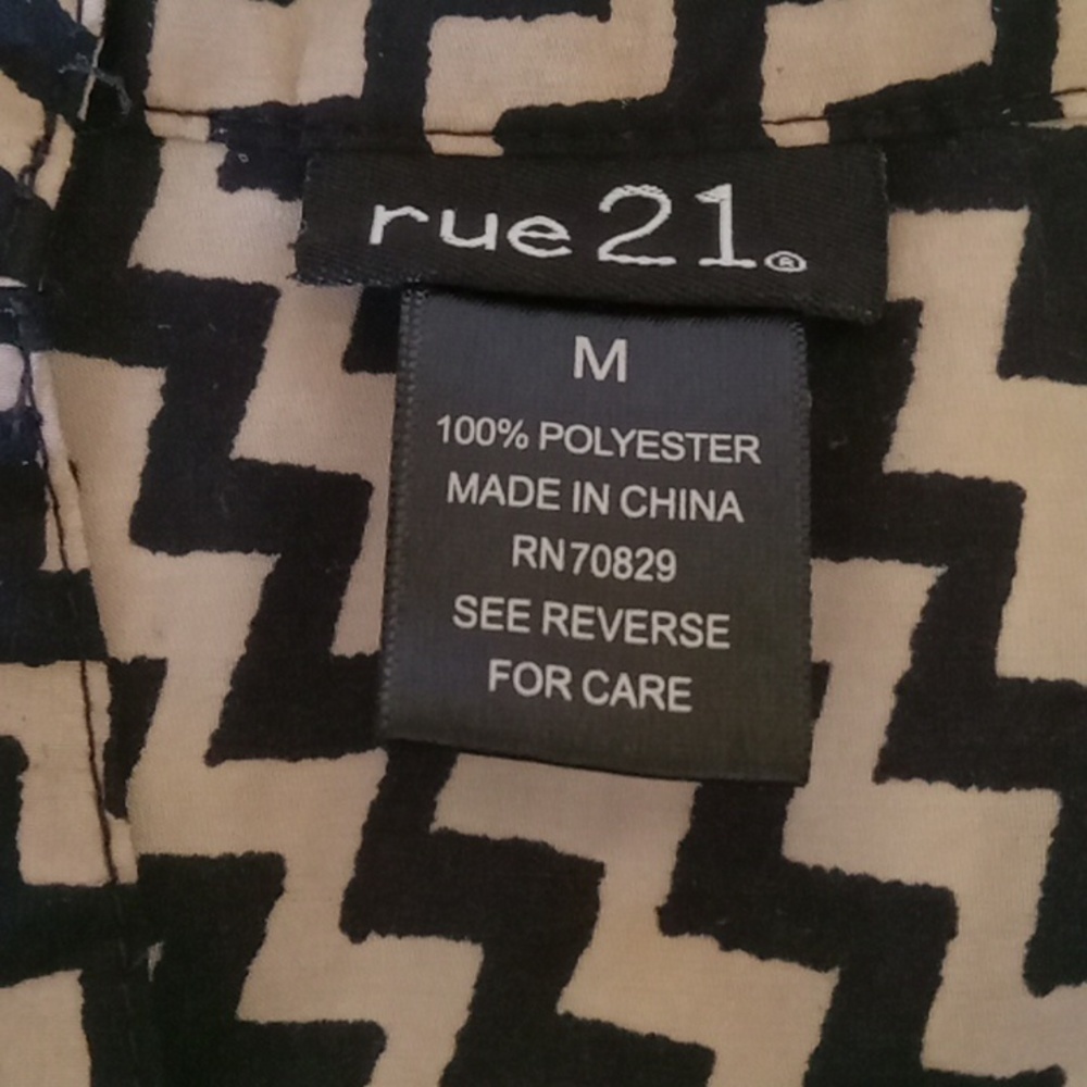 RUE 21 BLOUSE P21 - Picture 3 of 4